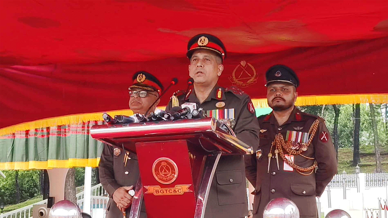 এক ইঞ্চি মাটিও হাতছাড়া হতে দেওয়া হবে না: বিজিবি মহাপরিচালক